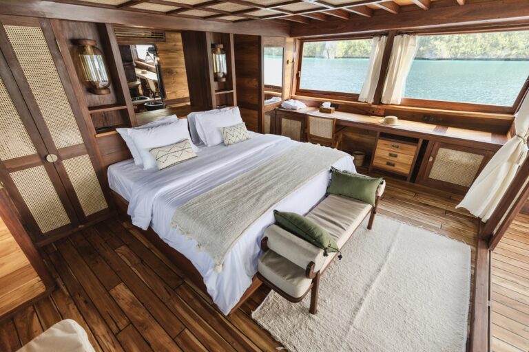 Senja Yacht Master Bedroom 2
