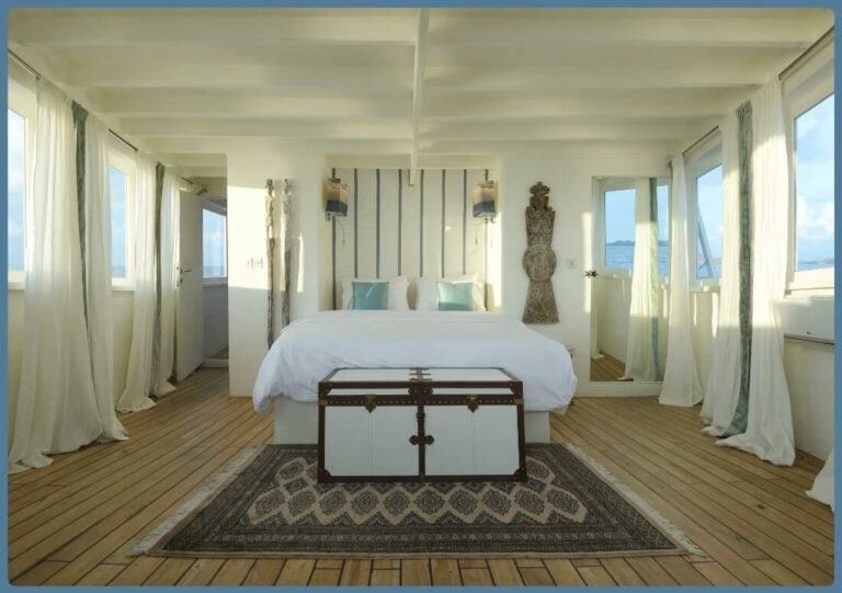 Alexa Yacht Master Cabin 01